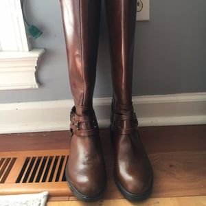 Nine West Brown Saddle